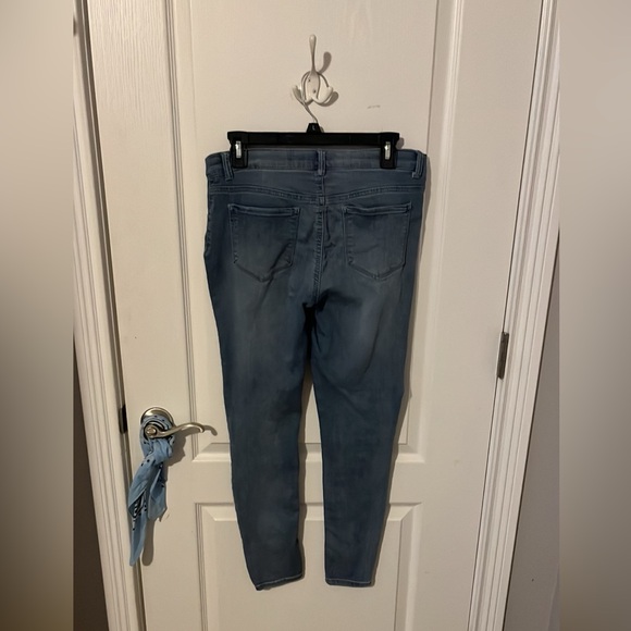 Arizona Jean Company Superflex Blue Jeans - Picture 3 of 3